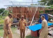 Prioritaskan Infrastruktur Kampung: Kepala Distrik Wapoga Charles Saroi Tinjau Proyek Krusial di Kamarisano