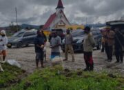 Kepemimpinan Inspiratif di Deiyai: Bupati Mote Apresiasi Langsung Aksi Nyata Mahasiswa Bersih Kota